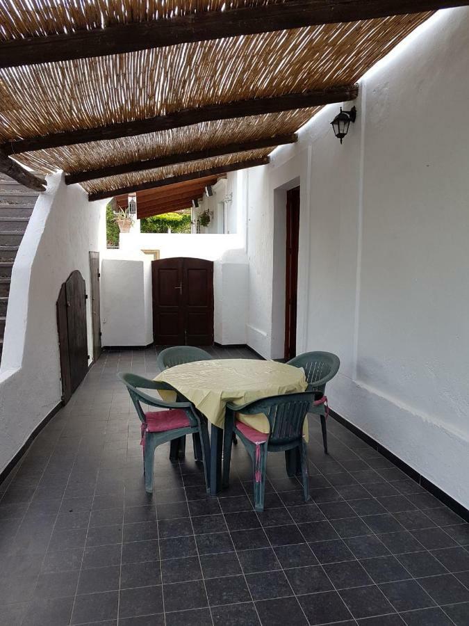 Stromboli Vacanze ภายนอก รูปภาพ